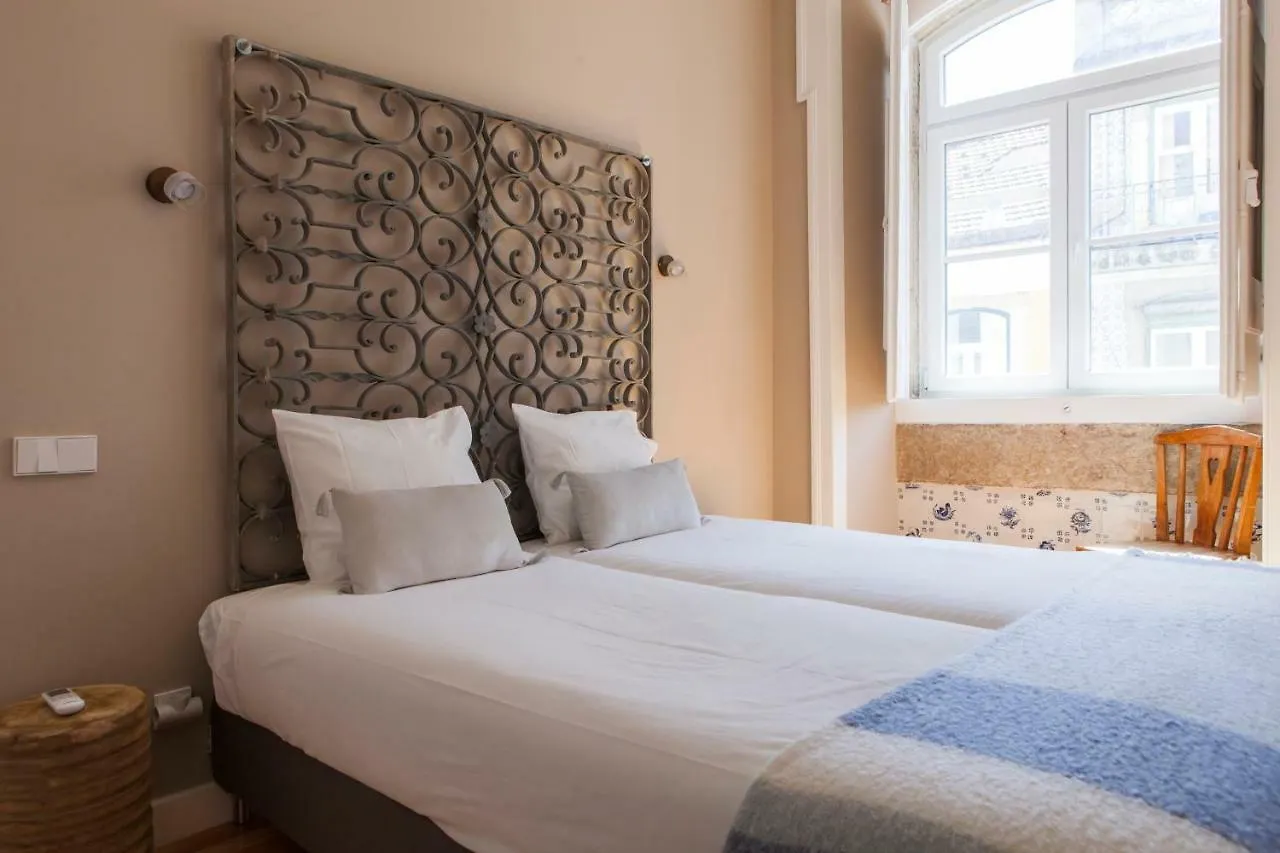 Alfama Baixa Spacious And Bright Apartment Blends The Historic And The Contemporary 2 Bedrs & 2 Bathrs Ac 18Th Century Building Lisboa 0*,  Portugal