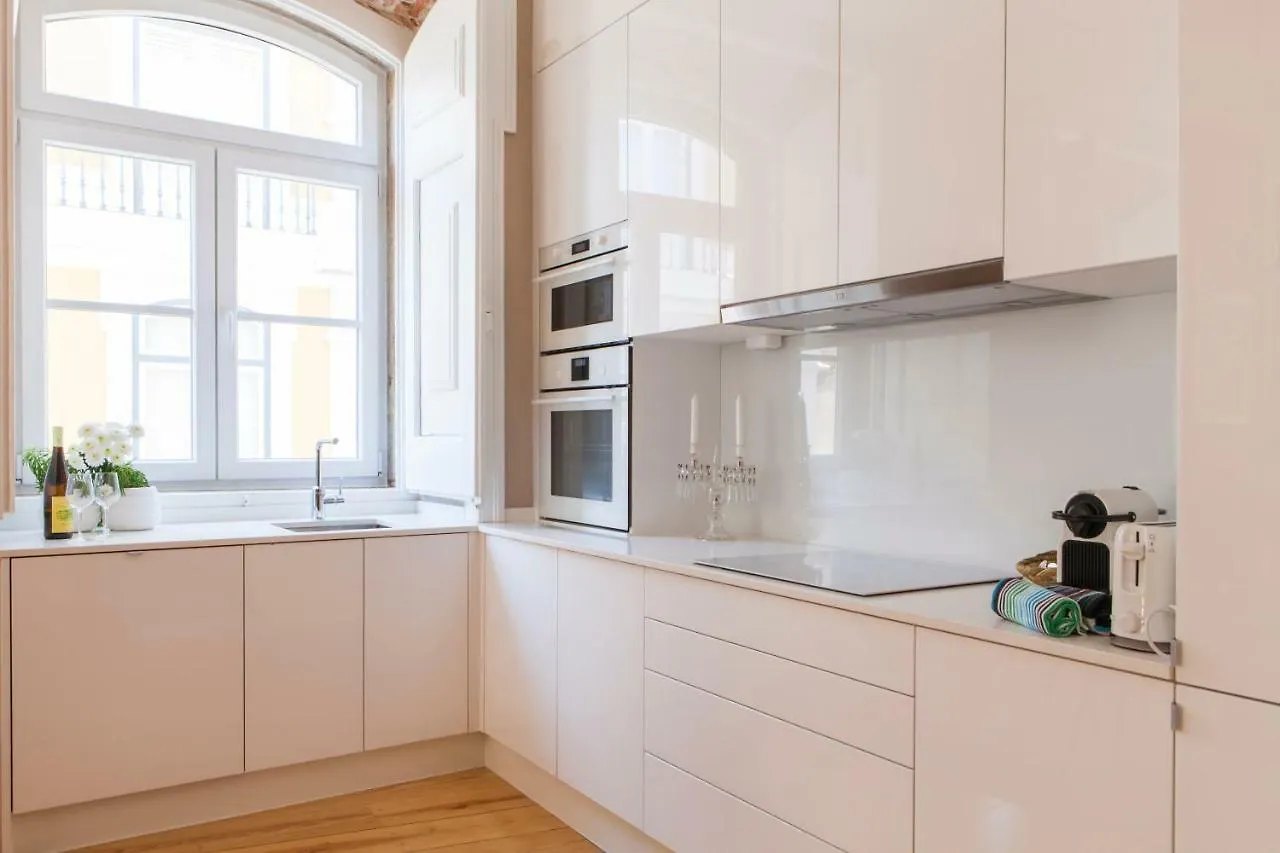 Alfama Baixa Spacious And Bright Apartment Blends The Historic And The Contemporary 2 Bedrs & 2 Bathrs Ac 18Th Century Building Lisboa 0*,